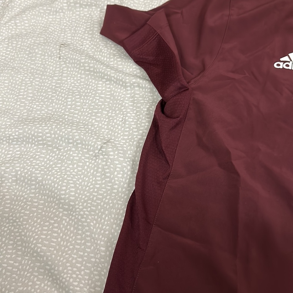 NWT ADIDAS MICHIGAN STATE SHORT SLEEVE SHIRT SIZE MEDIUM - Picture 6 of 10